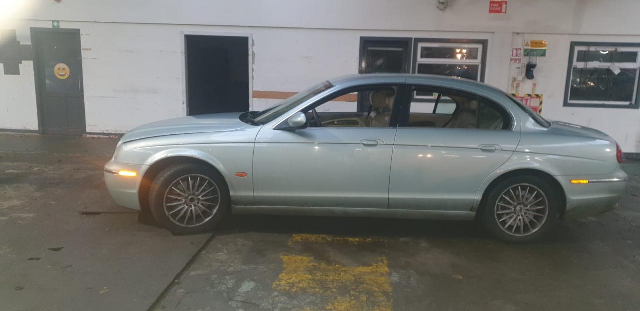 Jaguar S-Type рест. X200 2005