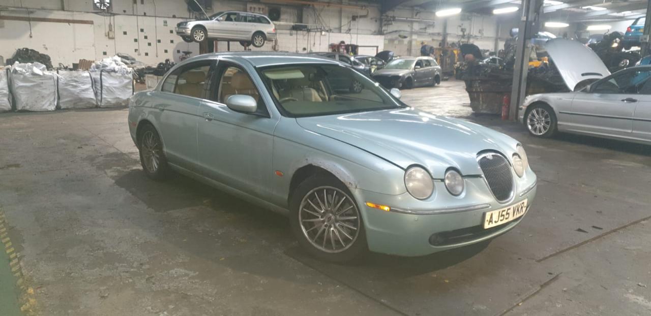 Jaguar S-Type рест. X200 2005