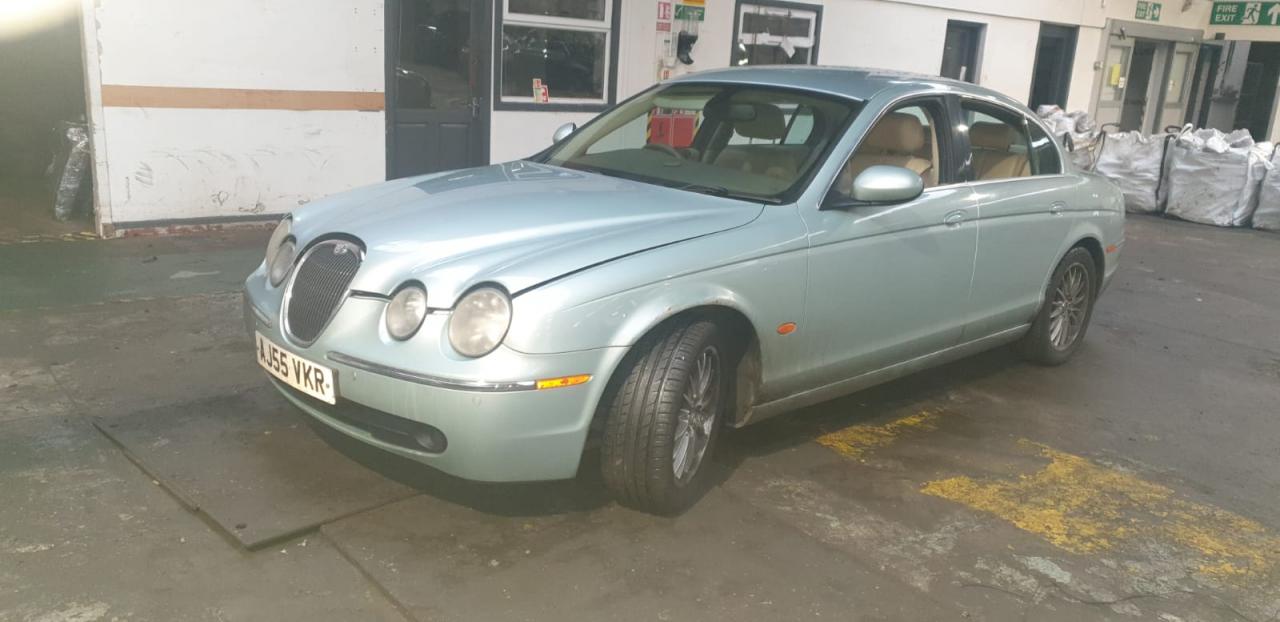 Jaguar S-Type рест. X200 2005
