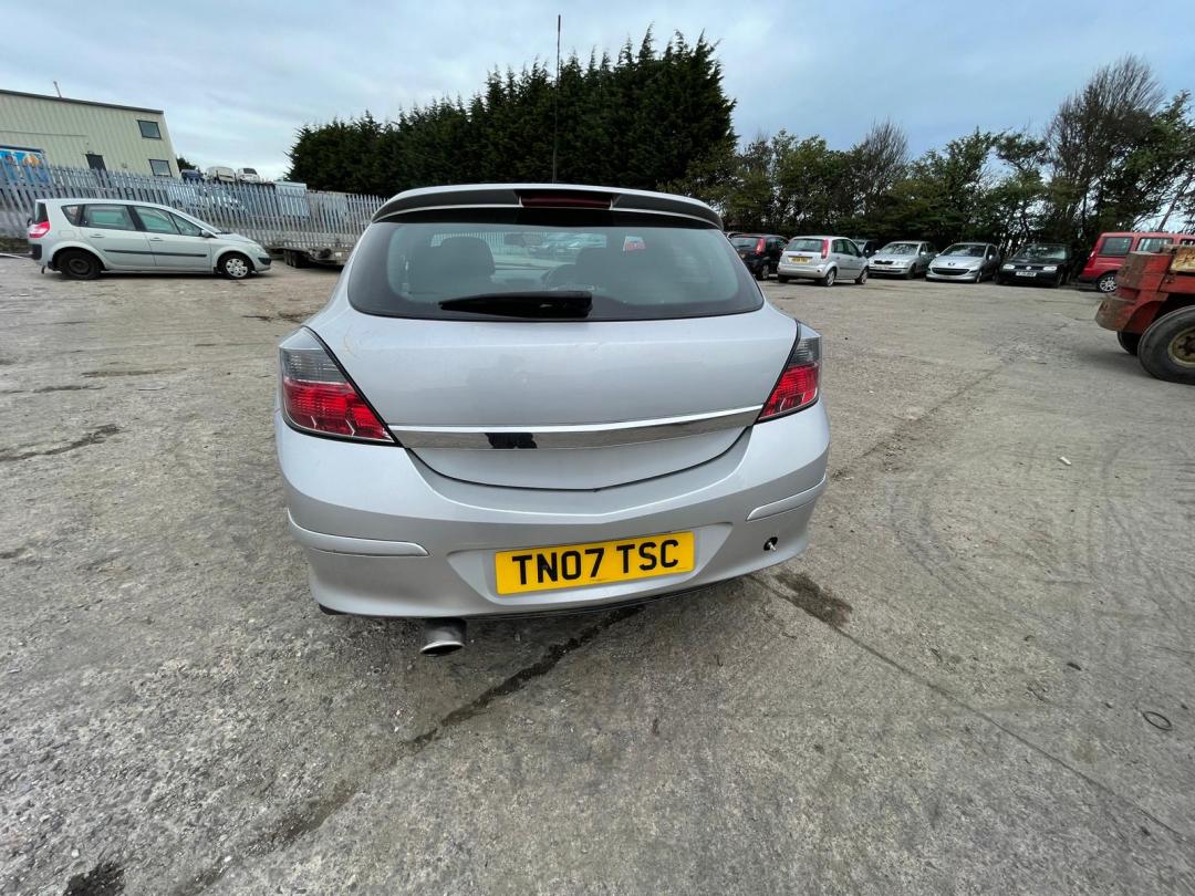 Opel Astra GTC H рест. 2007