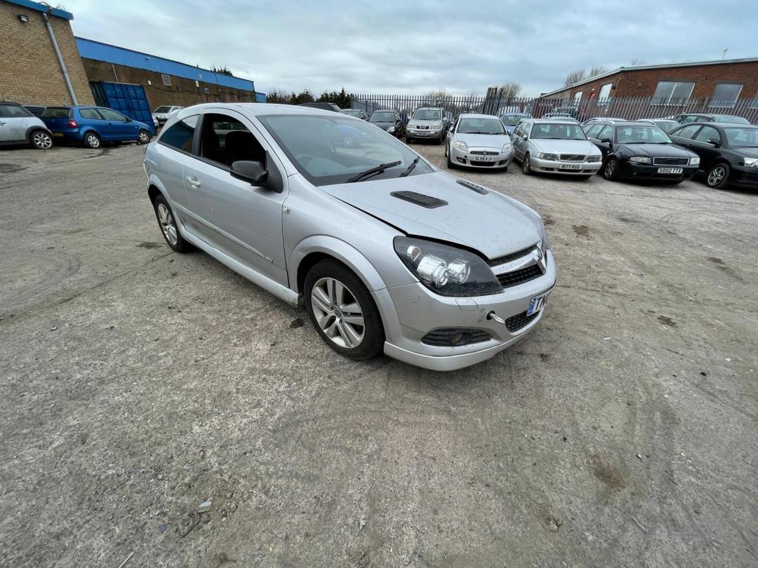 Opel Astra GTC H рест. 2007