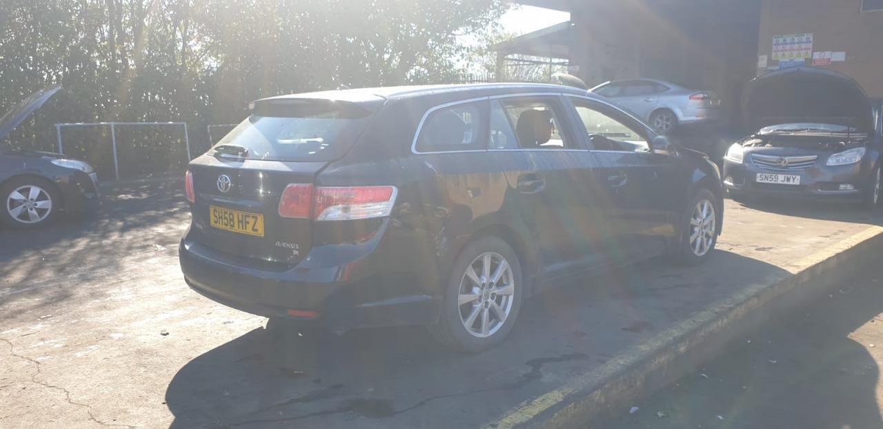 Toyota Avensis 3  (T270) 2009