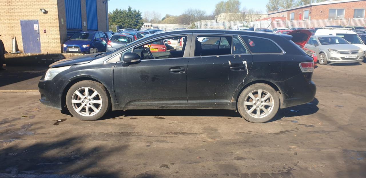 Toyota Avensis 3  (T270) 2009
