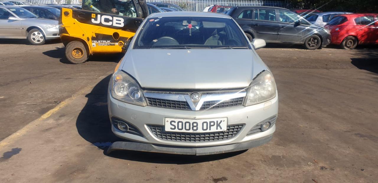 Opel Astra GTC H рест. 2008