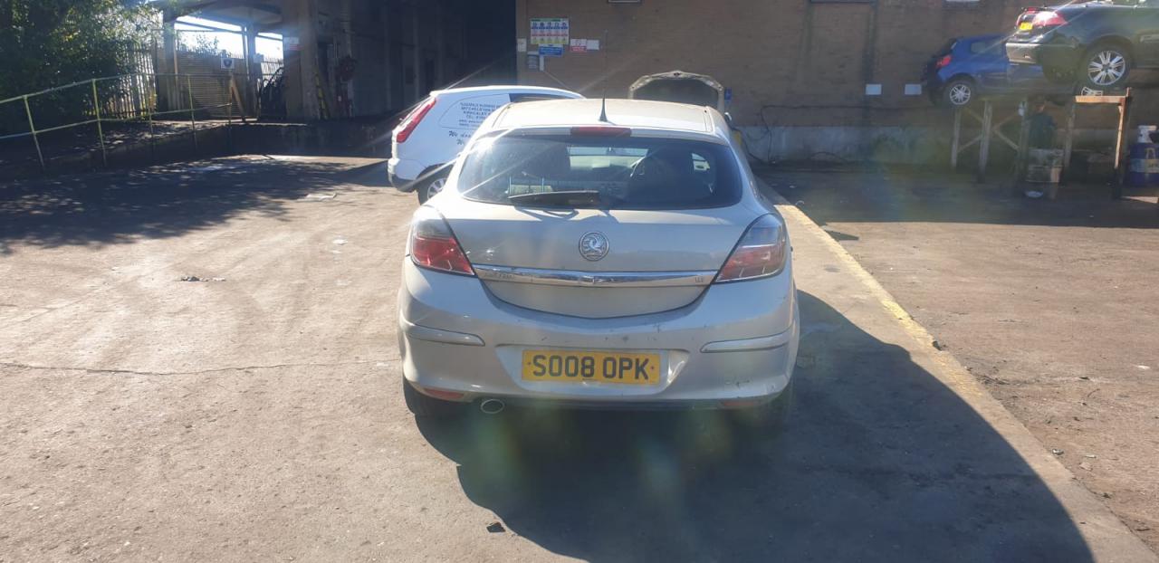 Opel Astra GTC H рест. 2008