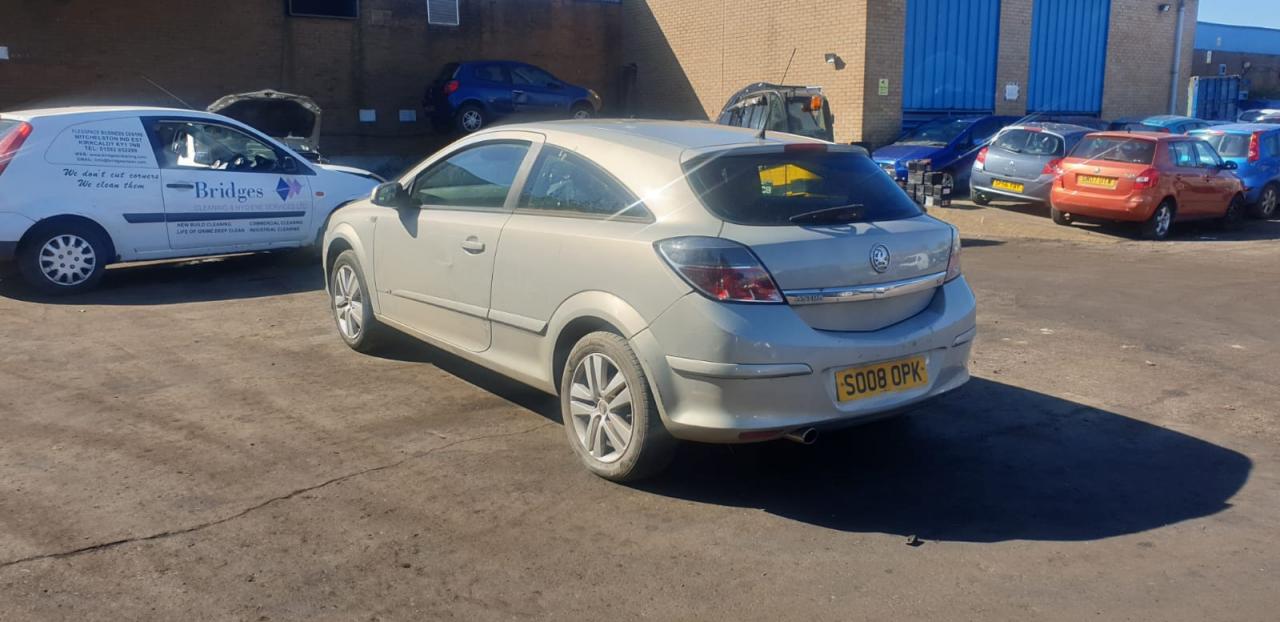 Opel Astra GTC H рест. 2008