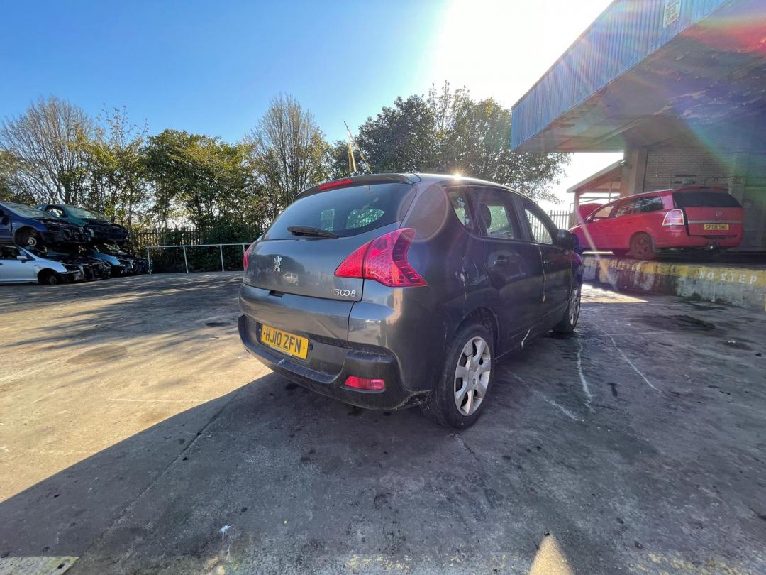 Peugeot 3008 2010