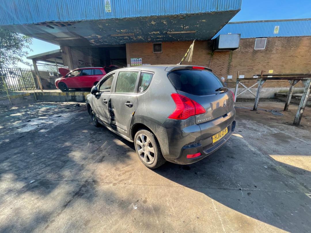 Peugeot 3008 2010