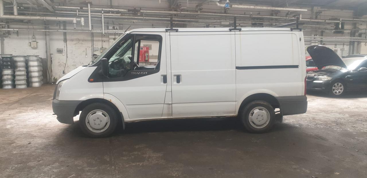 Ford Transit 7 2010