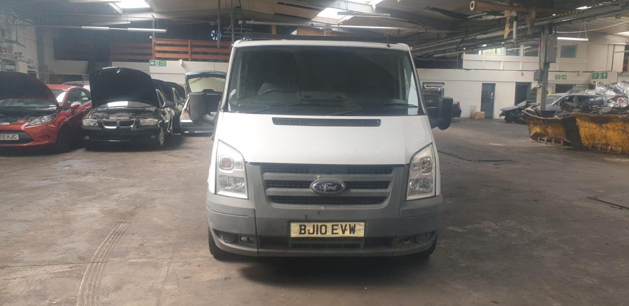 Ford Transit 7 2010