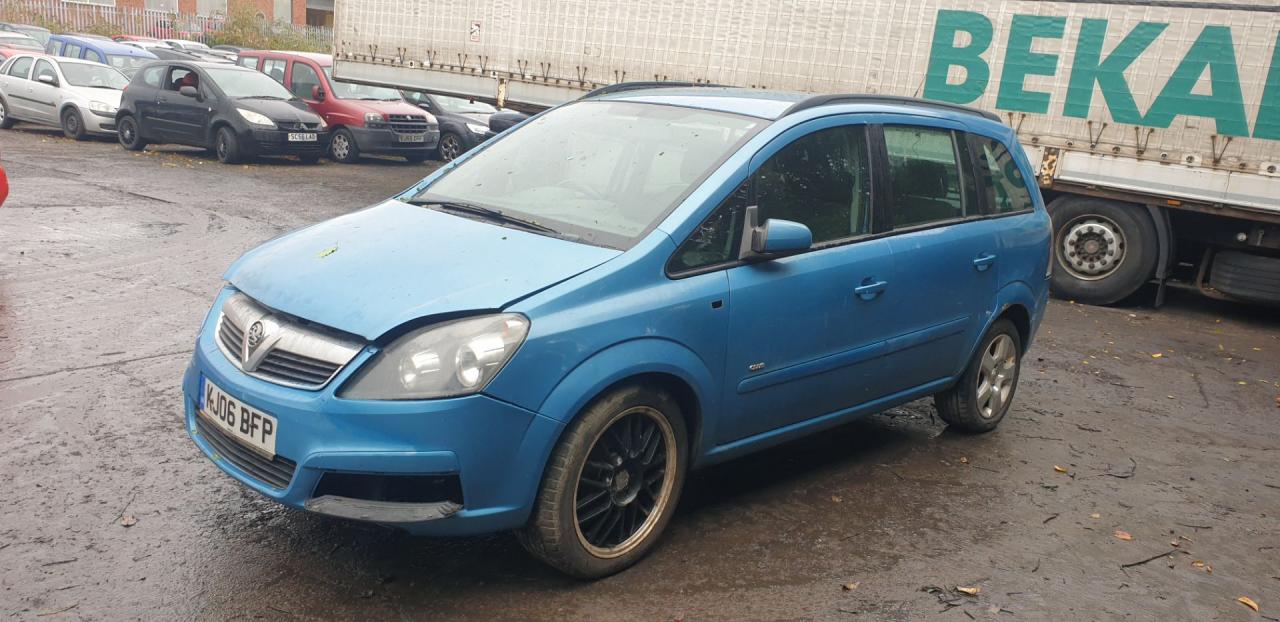 Opel Zafira 2  (B) 2006