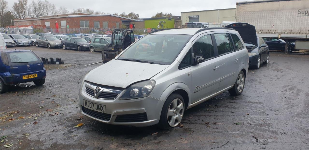 Opel Zafira 2  (B) 2007
