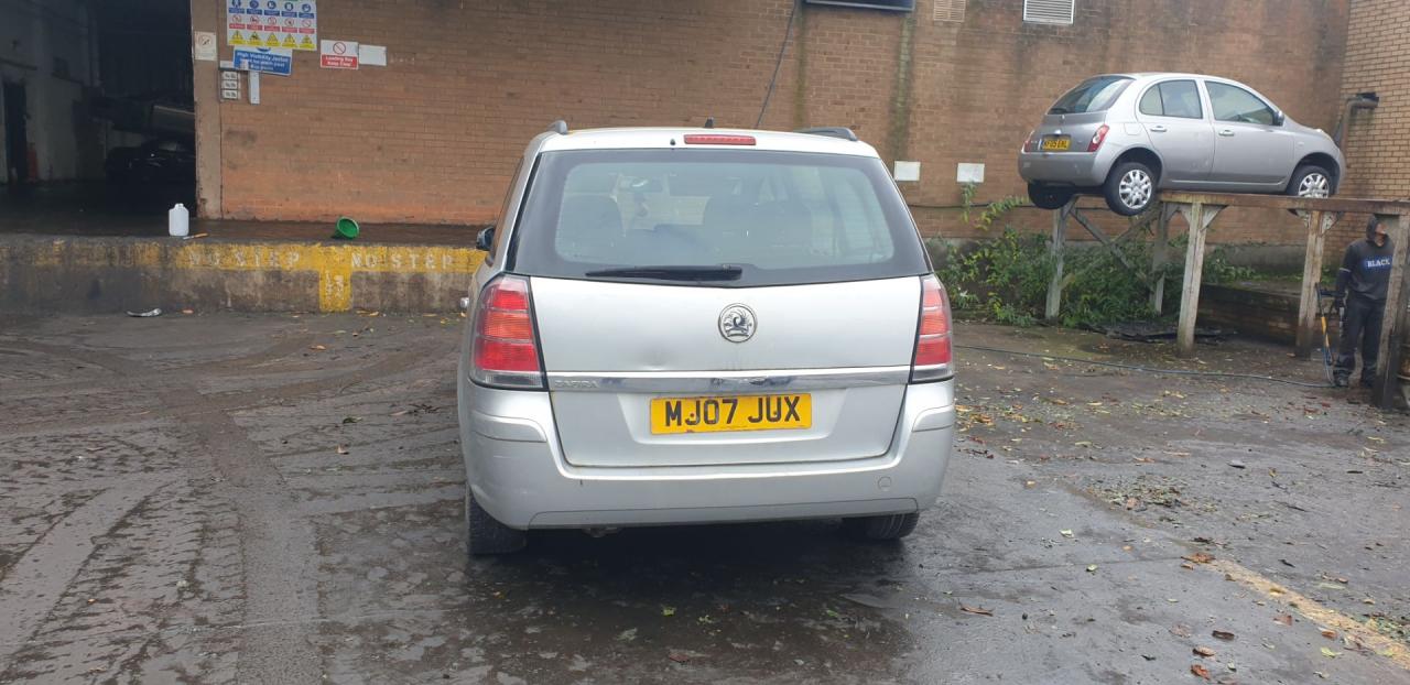 Opel Zafira 2  (B) 2007