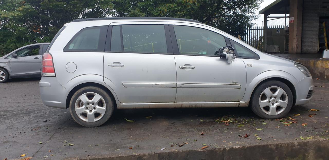 Opel Zafira 2  (B) 2007