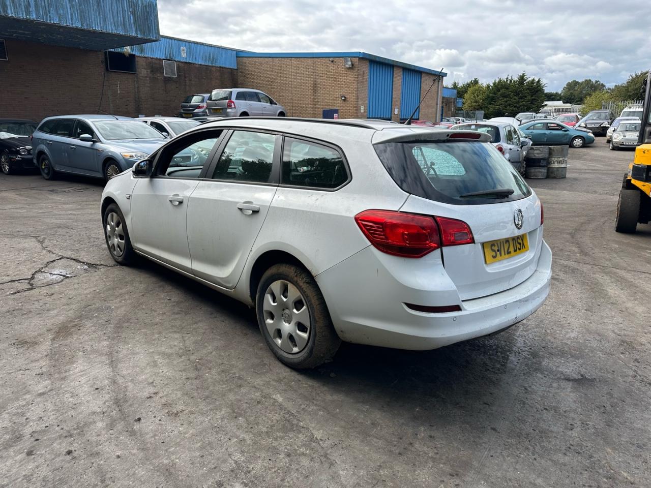 Opel Astra J 2012