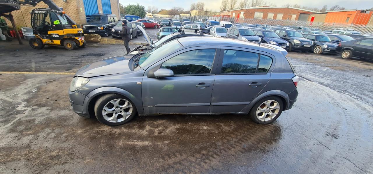 Opel Astra H 2004