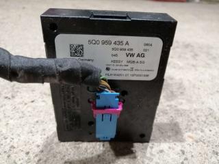 Блок управления бесключевым доступом Skoda Octavia 3 поколение (A7) 2015, 1.4 л., бензин, 5Q0959435A