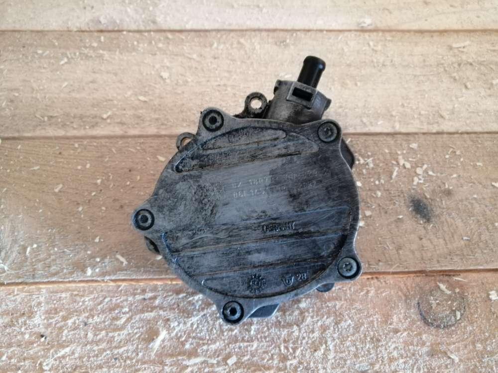 насос вакуумный Audi A5 8T 2008, 3.2 л., бензин, 06E145100M - фото №1