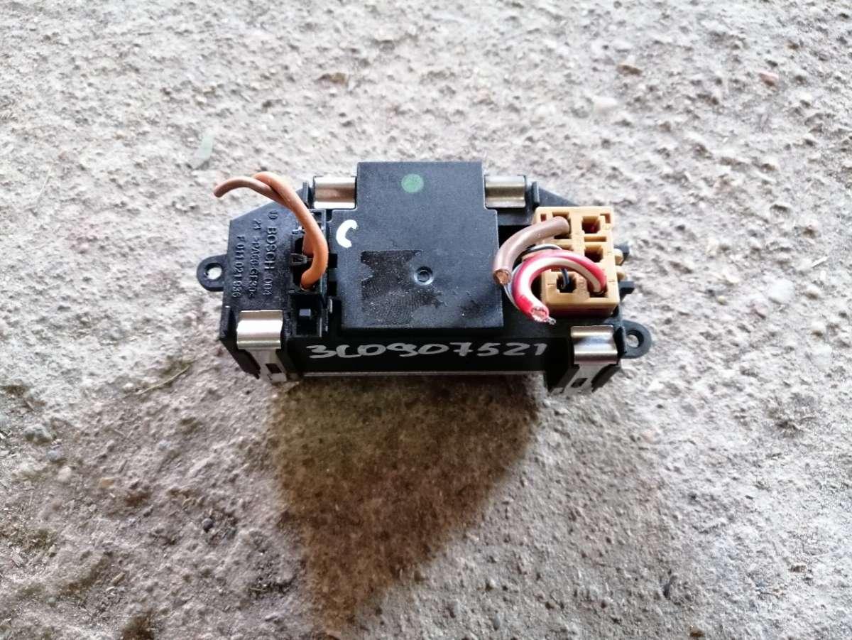 сопротивление печки Skoda Yeti 1 поколение 2012, 2.0 л., дизель, 3C0907521 - фото №1