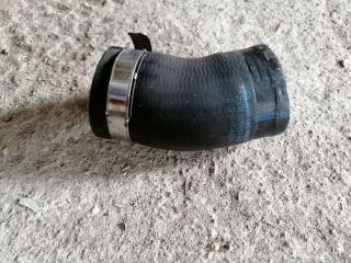 патрубок интеркулера Skoda Yeti 1 поколение 2012, 2.0 л., дизель, 5N0145828E