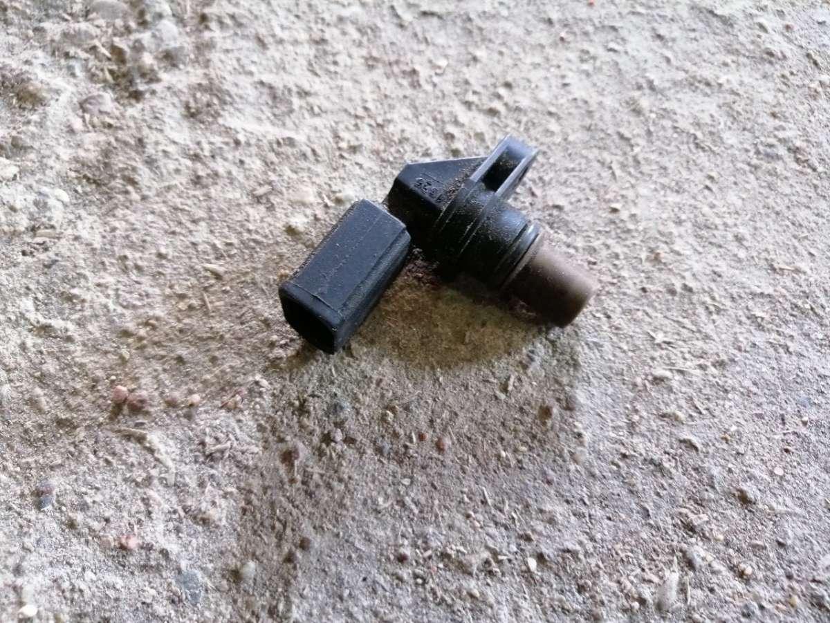 датчик распредвала Audi A6 4F/C6 2006, 3.0 л., TDi, дизель, 06E905183 - фото №1