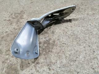 крепление ( кронштейн ) крыла Skoda Yeti 1 поколение [рестайлинг] 2016, 1.2 л., TSI, бензин, АКПП, 5L0821142