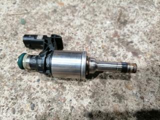 форсунка Audi A4 B9 2016, 1.4 л., бензин, 04E906036Q