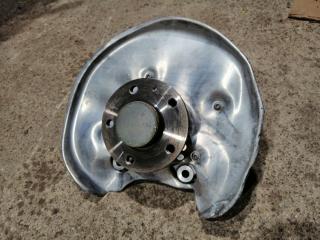 кулак задний правый Audi A4 B9 2016, 1.4 л., бензин, 8W0505432S