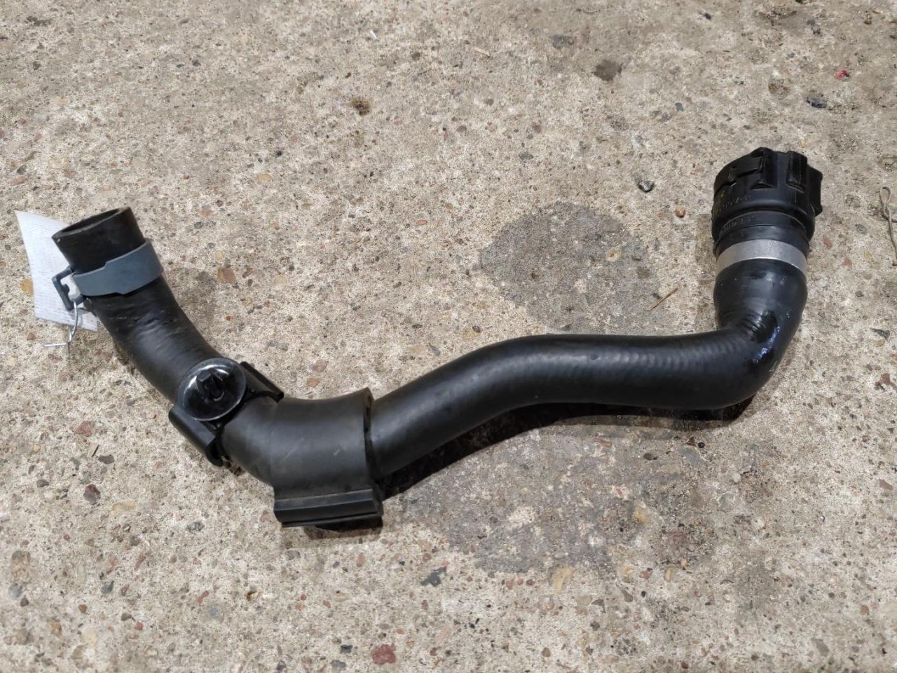 патрубок (трубопровод, шланг) Audi A4 B9 2016, 1.4 л., бензин, 8W0145050, 8W0145050A - фото №1