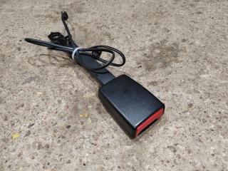 замок ремня безопасности Volkswagen Tiguan 1 поколение 2008, 2.0 л., дизель, 5N0857755D