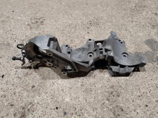 кронштейн генератора Volkswagen Tiguan 1 поколение 2011, 2.0 л., дизель, 03L903139K