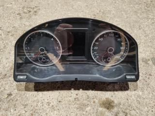 щиток приборов (приборная панель) Volkswagen Tiguan 1 поколение 2011, 2.0 л., дизель, 5N0920872A