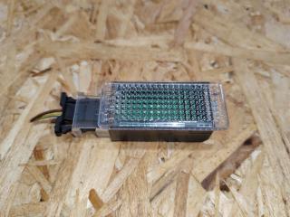 фонарь салона (плафон) Volkswagen Caddy 4 поколение 2019, 1.4 л., бензин, 5Q0947409