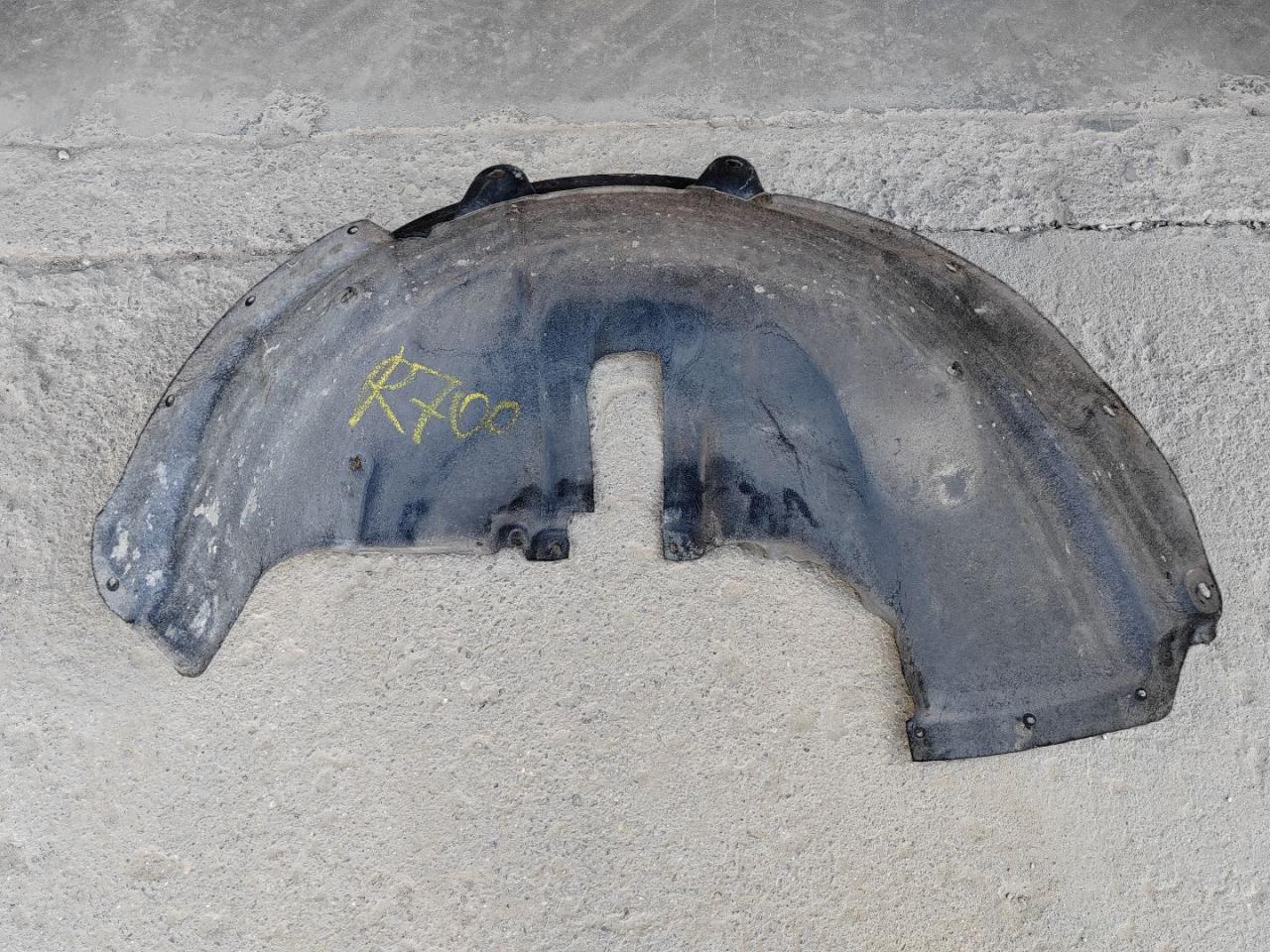 защита арок задняя правая (подкрылок) Audi Q5 8R 2012, 3.2 л., бензин, 8R0810172C - фото №1