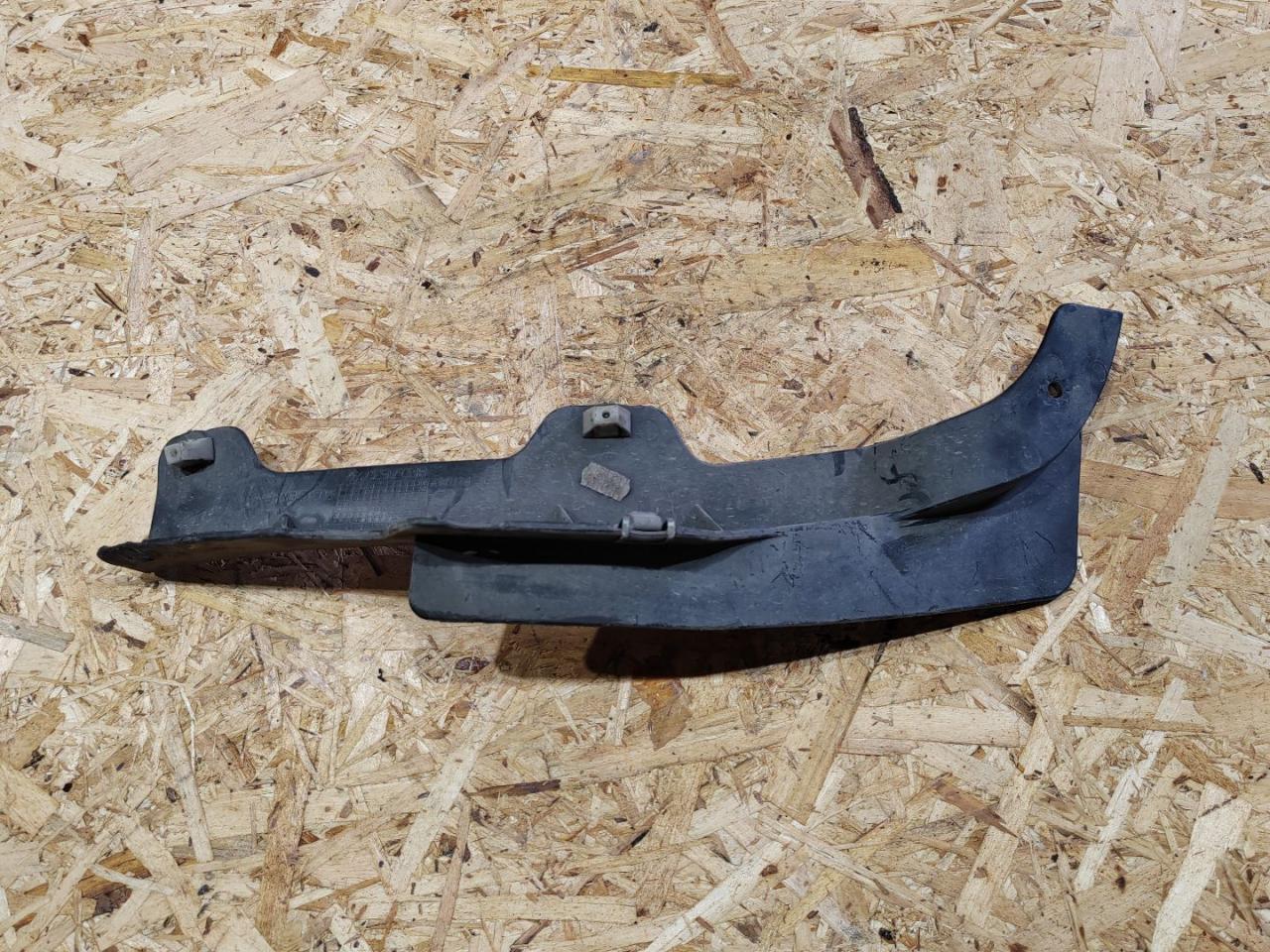 брызговик Audi Q5 8R 2012, 3.2 л., бензин, 8R0853887 - фото №1