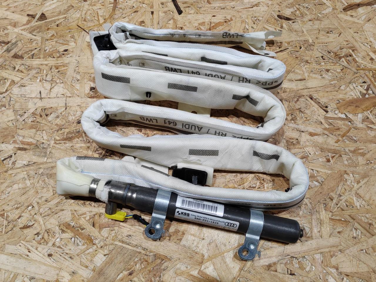 подушка безопасности боковая (шторка) Audi A8 D4/4H 2011, 4.2 л., TDi, дизель, 4H0880742D - фото №1