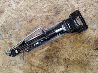 домкрат Audi Q5 8R 2010, 3.2 л., бензин, 8R0011031