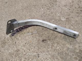 крепление ( кронштейн ) крыла Audi A8 D4/4H 2011, 4.2 л., TDi, дизель, 4H0821395