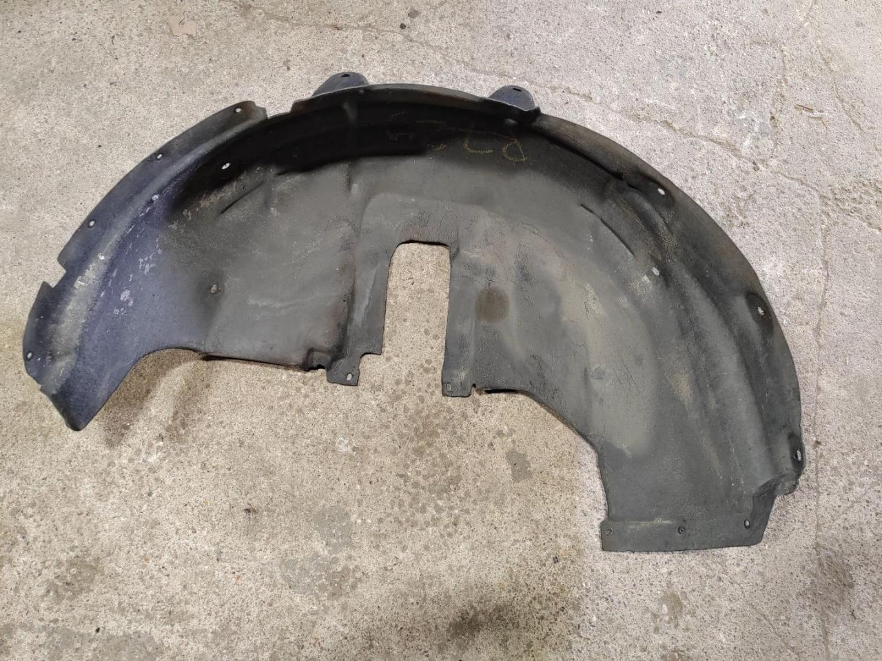 защита арок задняя правая (подкрылок) Audi Q5 8R 2010, 3.2 л., бензин, 8R0810172D - фото №1