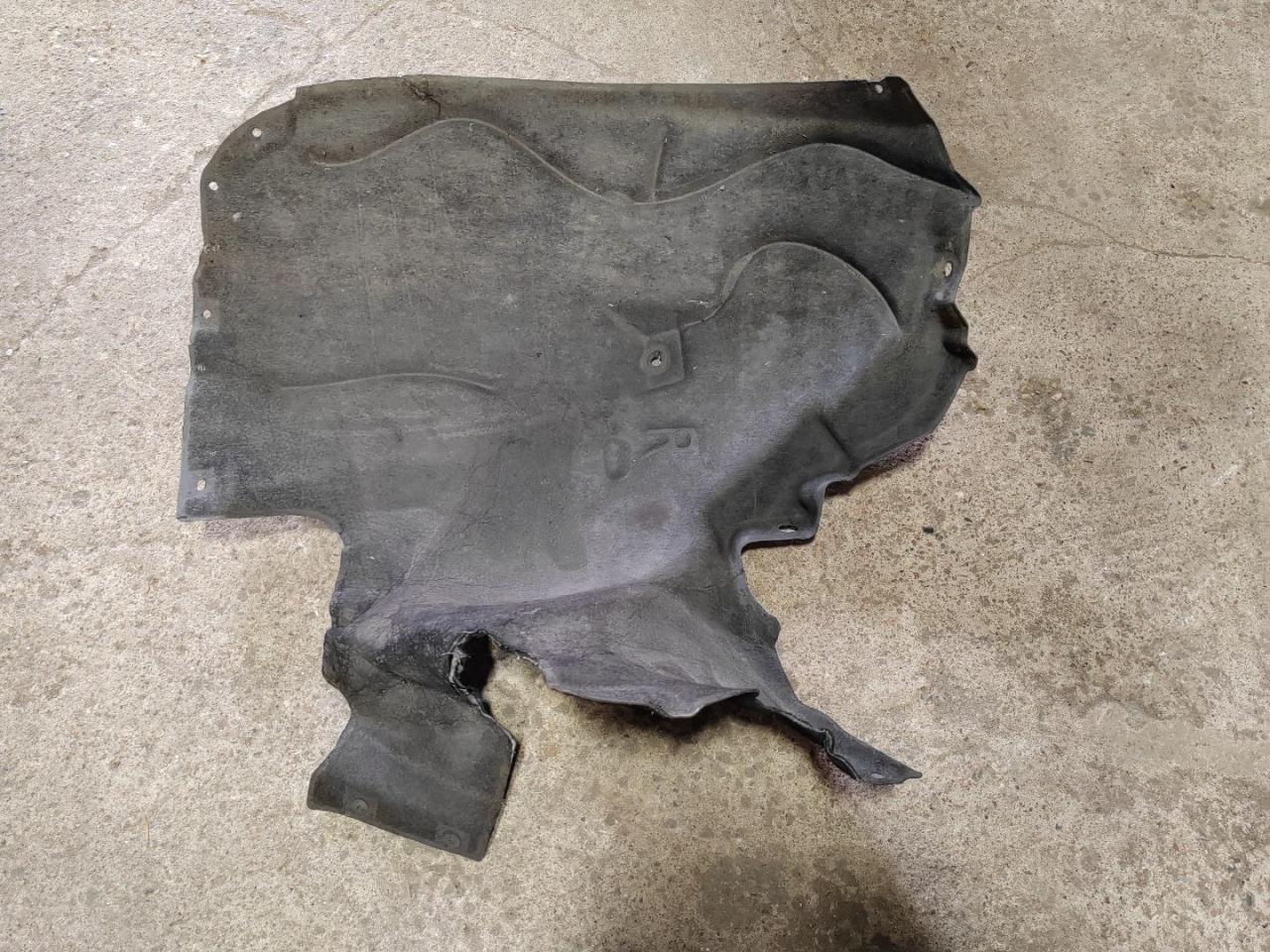 защита арок передняя правая (подкрылок) Audi A8 D4/4H 2011, 4.2 л., TDi, дизель, 4H0821192E - фото №1