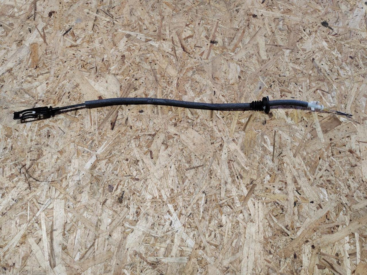 Трос двери задней Volkswagen Tiguan 2 поколение 2018, 2.0 л., TFSI, 5NN839085A - фото №1