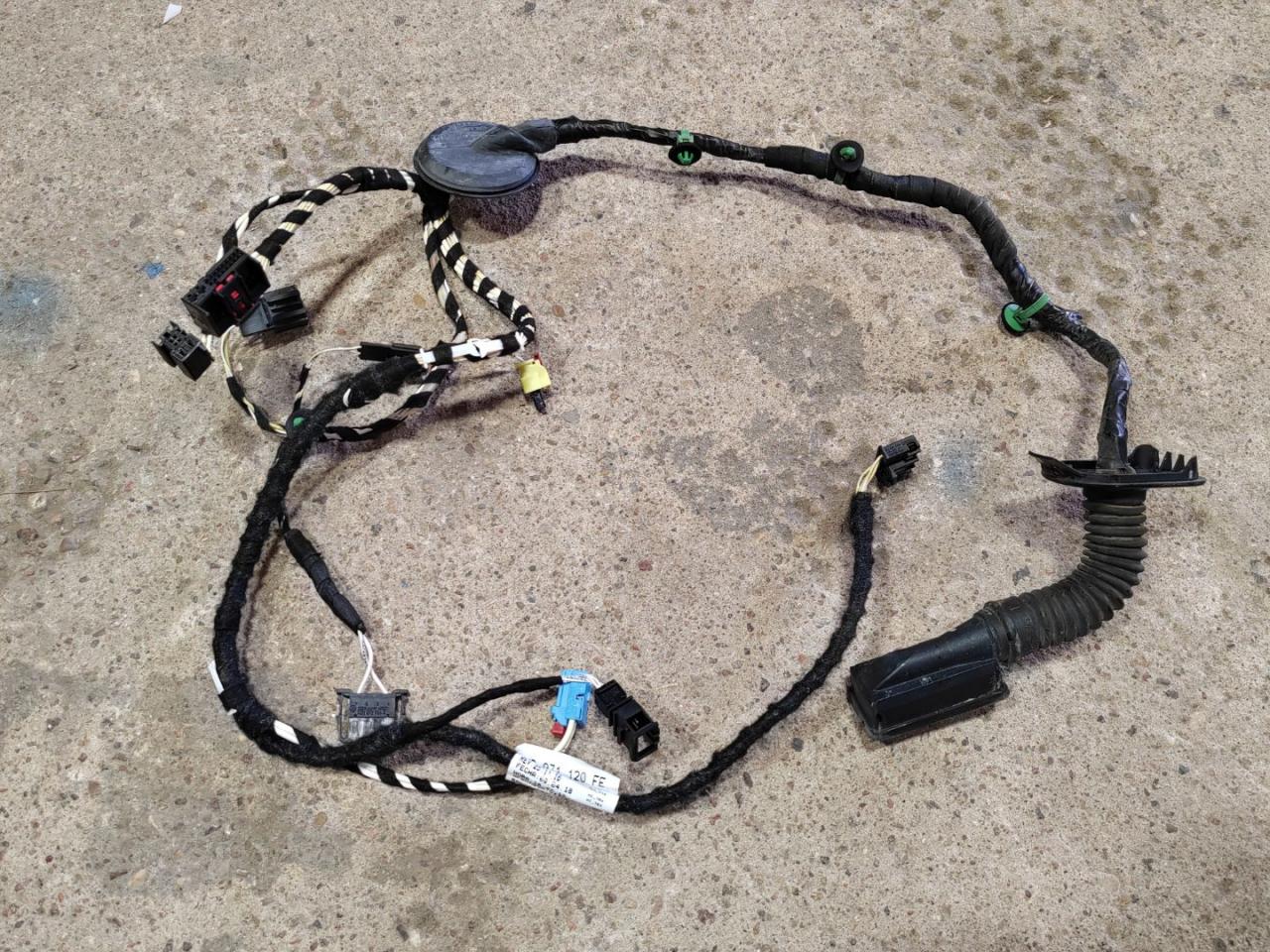 дверная проводка Volkswagen Tiguan 2 поколение 2018, 2.0 л., TFSI, 5NB971120FE - фото №1