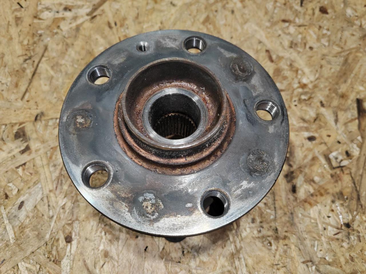 подшипник ступицы Volkswagen Tiguan 2 поколение 2016, 1.4 л., бензин, 5Q0407621E - фото №1