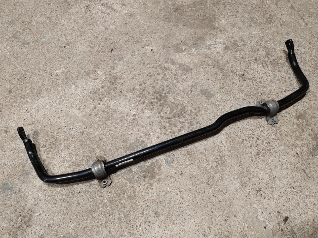 стабилизатор подвески передний Volkswagen Tiguan 2 поколение 2016, 1.4 л., бензин, 3Q0411303H - фото №1