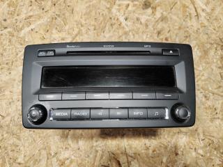 магнитола Skoda Octavia 2 поколение (A5) [рестайлинг] 2012, 1.4 л., бензин, 1Z0035161M