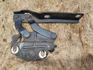 петля капота левая Volkswagen Passat B7 2011, 2.0 л., дизель, 3AA823301