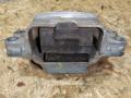 подушка крепления КПП Volkswagen Passat B7 2011, 2.0 л., дизель, 1K0199555AC - фото №2
