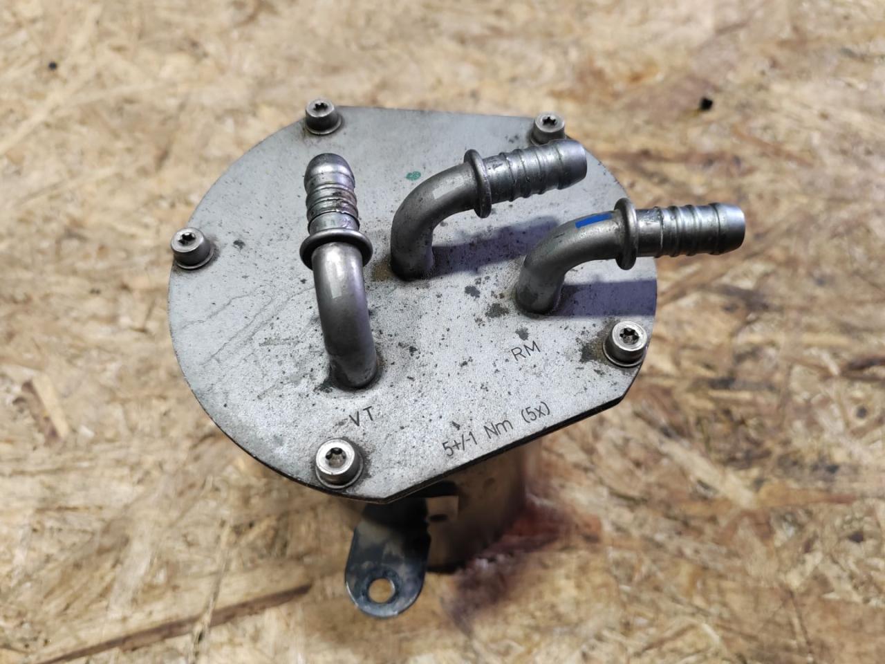 корпус топливного фильтра Volkswagen Touareg 2 поколение 2012, 3.0 л., дизель, 7P6127401 - фото №1