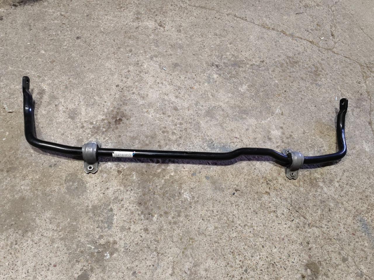 стабилизатор подвески передний Volkswagen Tiguan 2 поколение 2019, 2.0 л., бензин, 3Q0411303M - фото №1