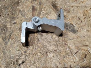 петля двери Volkswagen Amarok 1 поколение 2H 2014, 2.0 л., дизель, 5WA407621D